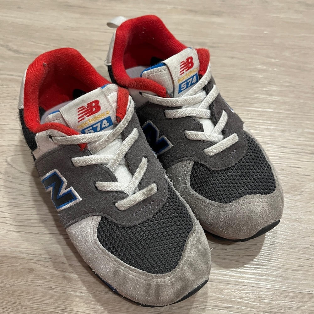New Balance 574 Unisex Toddler Sneakers Size US9